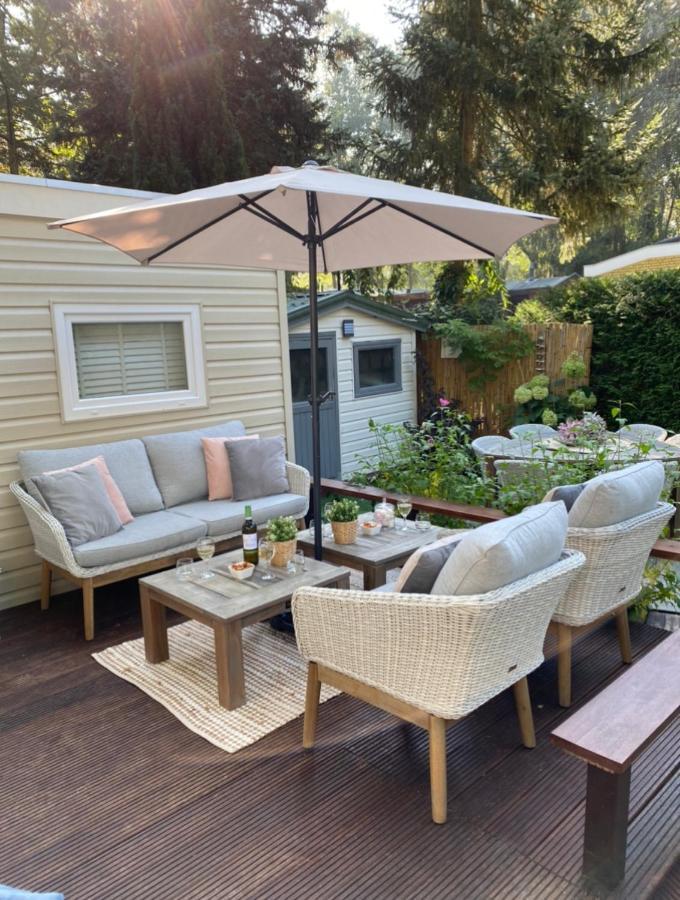 Luxe Chalet Met Prachtig Terras Op De Veluwe , Veel Privacy Hoenderloo Bagian luar foto