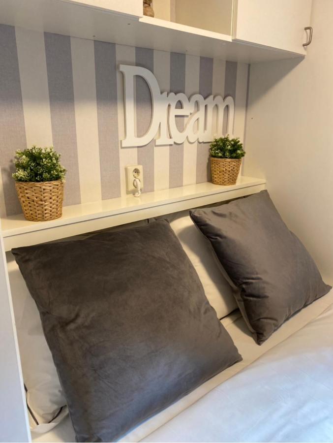 Luxe Chalet Met Prachtig Terras Op De Veluwe , Veel Privacy Hoenderloo Bagian luar foto